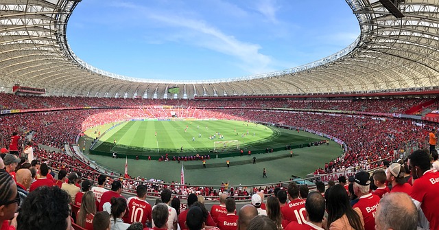 守几乎形同